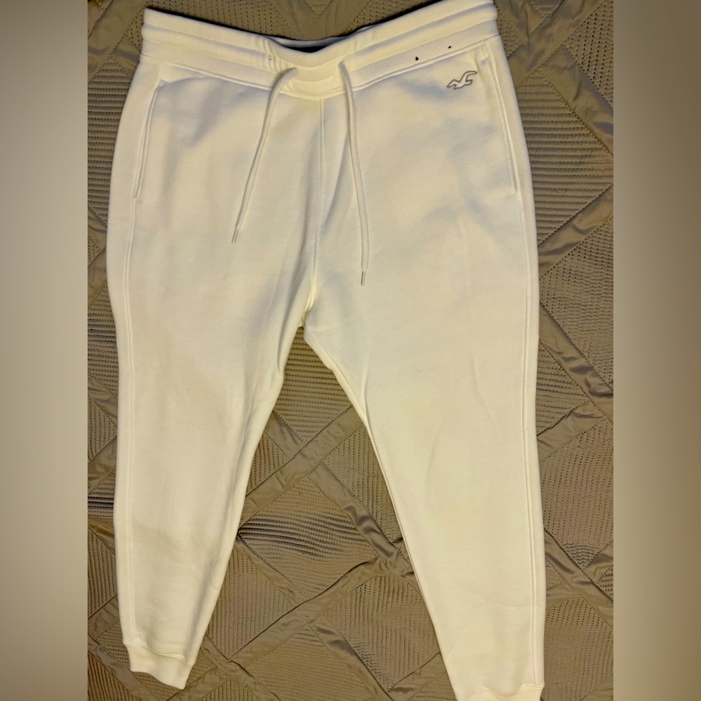White sweat pants